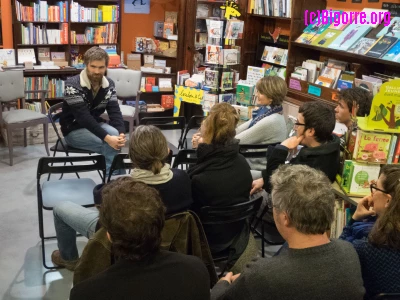 Lesture de Tryggve Kottar à la librairie Les Beaux Jours à Tarbes/ Stéphane Boularand (c)Bigorre.org