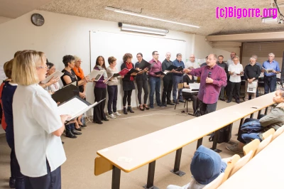 Le Choeur de Tarbes à L'IUT de Tarbes/ Stéphane Boularand (c)Bigorre.org
