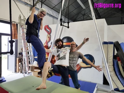L'équipe du Cirque Passing prépare Barakacirq 2018/ Stéphane Boularand (c)Bigorre.org