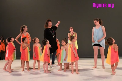 Dernières répétition pour les danseuses de Béatrice Dutrey/ Philippe Cabidoche