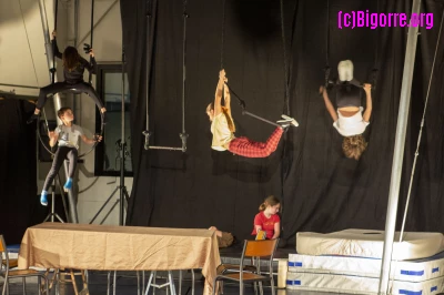 Un délicieux cabaret cirque avant de retrouver Passing en grand format avec le festival Barakacirq/ Stéphane Boularand (c)Bigorre.org