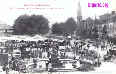 carte postale anciennne de La place Marcadieu et l'église Sainte-Therèse à Tarbes