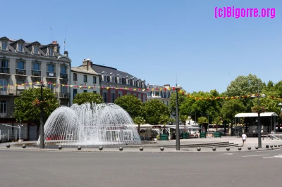place de Verdun à Tarbes/ Stéphane Boularand (c)Bigorre.org