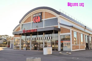Le nouveau cinéma CGR installé dans un des batiments de l'Arsenal de Tarbes Photo Florent Pécassou