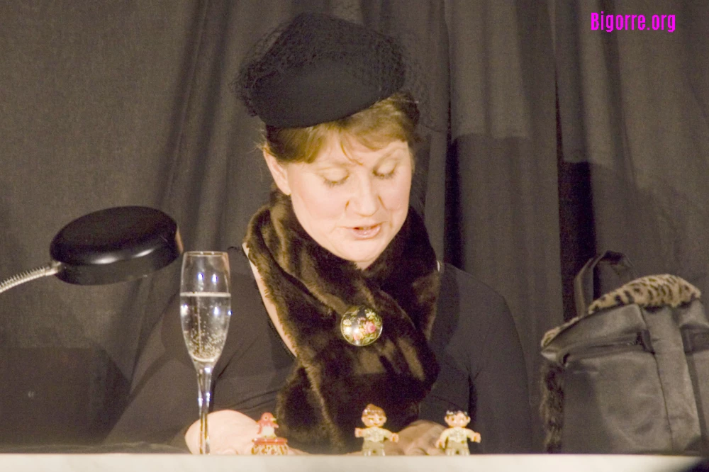 Corinne Marsollier dans « les règles du savoir vivre dans la société moderne » de Jean-Luc Lagarce   