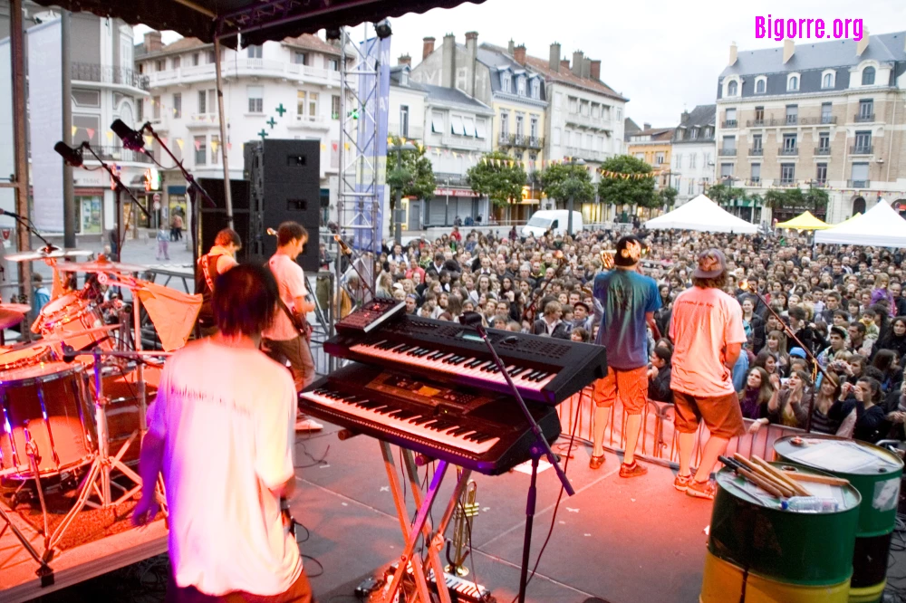 Boulevard des Airs sur la place de Verdun
