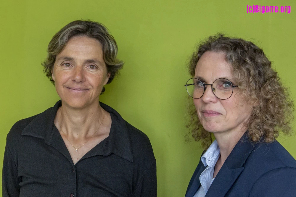 Chantal Pradalié et Anne Marchand entre deux répétitions au Collège Voltaire