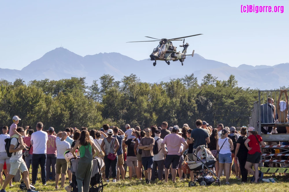 Présentation aérienne du 35e RAP à l’aérodrome de Taarbes-Laloubère