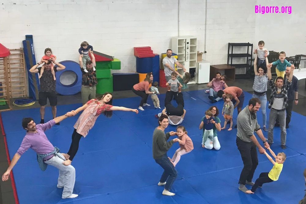 Samedi dernier, une journée pour les plus petits et leurs parents en préalable du festival Barbacirq