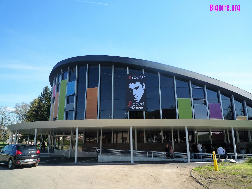Espace Robert Hossein à Lourdes