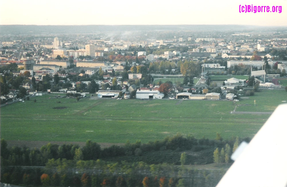 L'aérodrome de Tarbes-Laloubère   