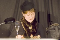 Corinne Marsollier dans « les règles du savoir vivre dans la société moderne » de Jean-Luc Lagarce