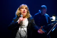 09/04/11 : Marianne faithfull au Parvis/ Stéphane Boularand (c)Bigorre.org