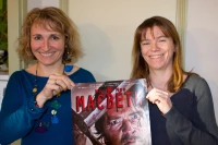 27/02/14 : Frédérique Lemaire et Cathy Rouch présentent un Macbeth en VO accessible à tous/ Stéphane Boularand (c)Bigorre.org