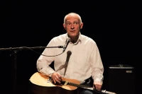 François Vincent dans Le dattier de Zanzibar au Pari/ Stéphane Boularand (c)Bigorre.org
