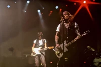 Jeff Beck et Johnny Depp  à Jazz In Marciac/ Stéphane Boularand (c)Bigorre.org