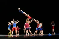 Portés de femmes au Parvis/ Stéphane Boularand (c)Bigorre.org Portés de femmes au Parvis/ Stéphane Boularand (c)Bigorre.org