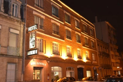 https://s-ec.bstatic.com/images/hotel/max1024x768/122/122529387.jpg